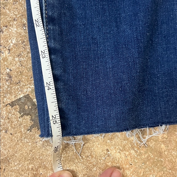 NEW 7 FOR ALL MANKIND CROPPED ALEXA WITH CUT HEM SIZE:25 - Picture 9 of 9